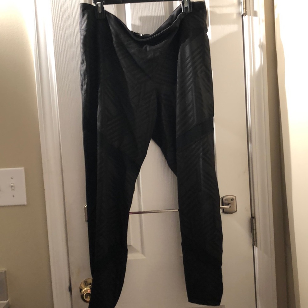 Old Navy Active barely worn XXL